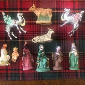 10 Piece Vintage Nativity Figurines Animals USA Bradford & Made In Italy